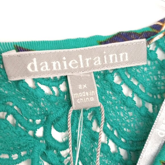 Daniel Rainn Fantine Green Floral Crochet Sleeveless Top - Picture 2 of 8